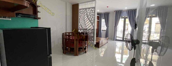 Trong căn hộ này có 1 phòng ngủ, cho thuê căn hộ hướng Đông Bắc trong Hải Châu, Đà Nẵng, 1 WC giao thông đông đúc-03
