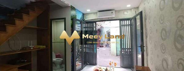Có dt 21 m2 bán nhà vị trí nằm ở Phường Phạm Ngũ Lão, Quận 1 khách có thiện chí liên hệ ngay-02