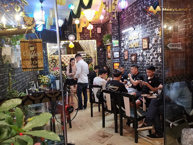 Sang nhượng cửa hàng cafe rang xay 546 mặt Đường Bưởi, quận Ba Đình, Hà Nội-01