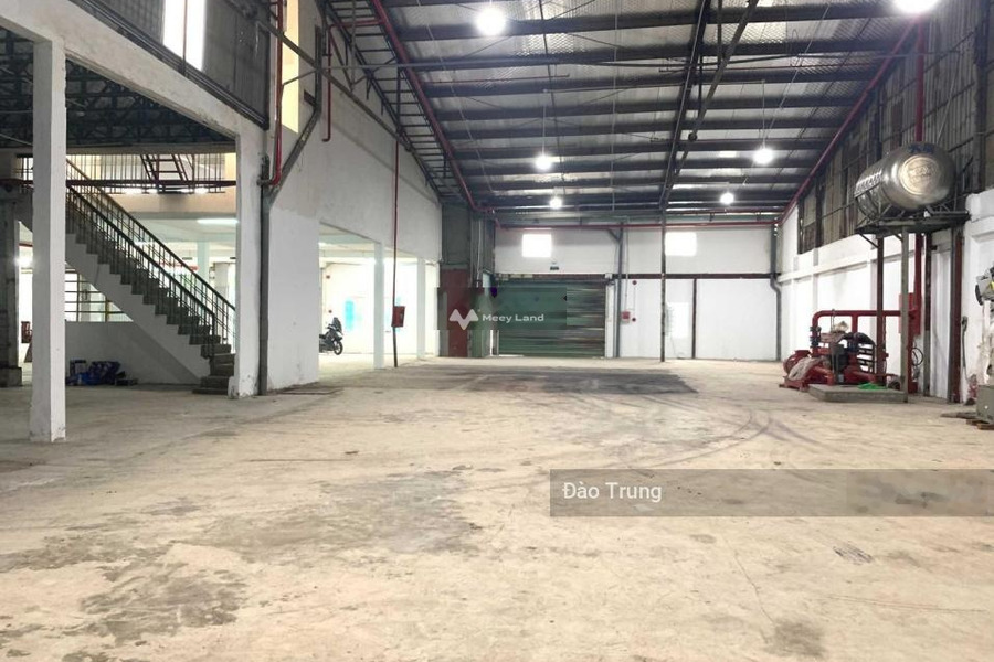 Vị trí nằm ở Đông Hưng Thuận, Quận 12 cho thuê kho bãi 3500m2 thuê ngay với giá giao động từ 130 triệu/tháng vui lòng liên hệ để xem trực tiếp-01