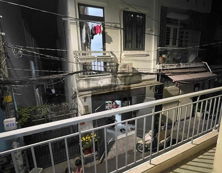 Trong ngôi nhà này gồm 1 PN, cho thuê nhà, thuê ngay với giá 4 triệu/tháng có diện tích rộng 24m2 vị trí ngay tại Lê Văn Thọ, Hồ Chí Minh-01