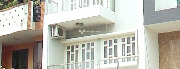Có diện tích chuẩn 120m2, cho thuê nhà ở vị trí đẹp tại Tân Thuận Đông, Hồ Chí Minh, trong nhà này bao gồm 6 phòng ngủ, 7 WC thuận tiện di chuyển-02