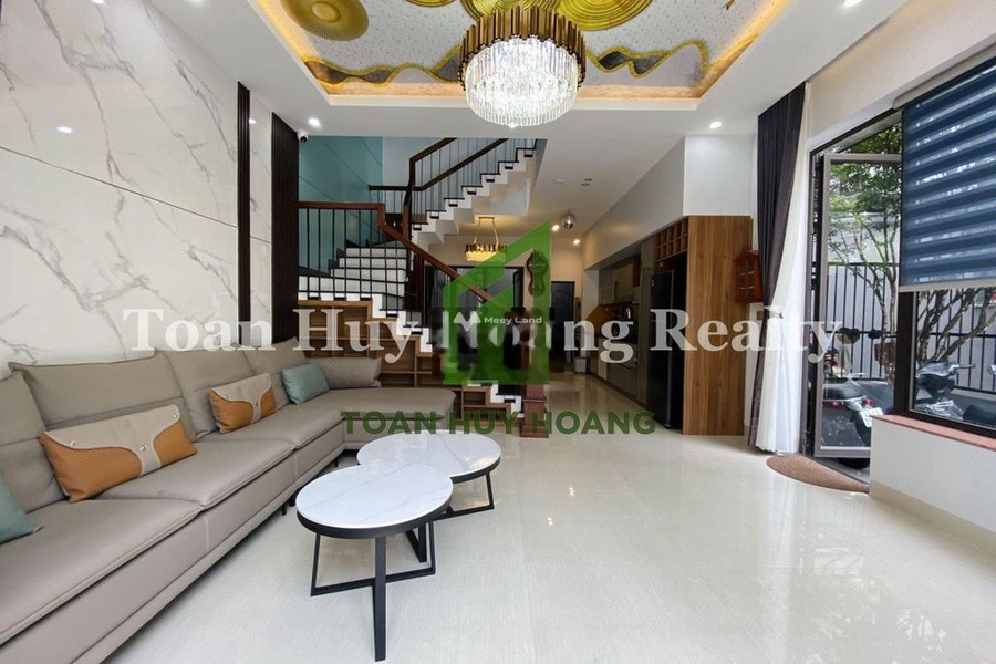 Cho thuê nhà vị trí hấp dẫn ngay tại Võ Văn Kiệt, Đà Nẵng, giá thuê hấp dẫn từ 20 triệu/tháng có một diện tích 90m2, ngôi nhà này gồm có 4 PN-01