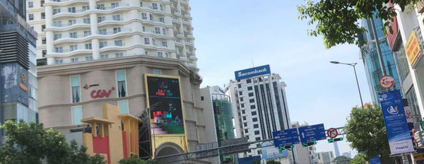 Vị trí thích hợp Quận 3, Hồ Chí Minh bán nhà bán ngay với giá khoảng từ 11.9 tỷ trong nhà nhìn chung có 6 PN 6 WC-02