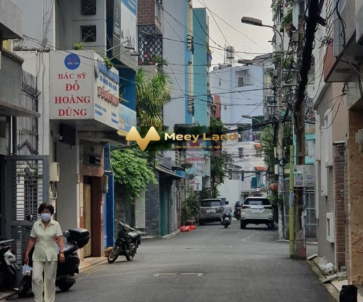 Bán nhà có diện tích 19m2 vị trí nằm ngay ở Đường Nguyễn Hữu Cầu, Hồ Chí Minh vào ở ngay giá đặc biệt chỉ 4.5 tỷ trong nhà có tất cả 3 phòng ngủ, 3 WC-01