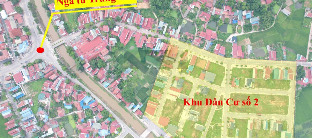 Nằm trong mức 1.4 tỷ bán đất với diện tích 100m2 vị trí thuận lợi tọa lạc ngay ở Hương Sơn, Phú Bình, hướng Tây - Nam