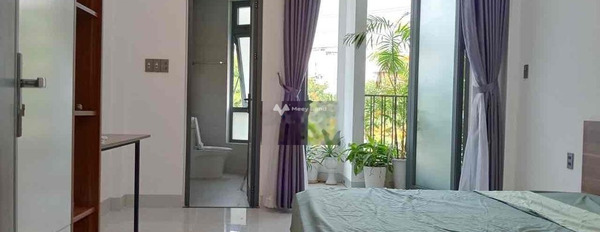 Cho thuê nhà diện tích thực tế 90m2 vị trí đặt tọa lạc ở Hòa Minh, Liên Chiểu thuê ngay với giá chỉ 12 triệu/tháng, trong căn nhà này gồm 3 PN, 4 WC-02