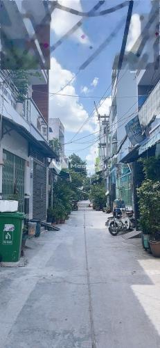 Vị trí đẹp gần Đình Nghi Xuân, Hồ Chí Minh bán nhà bán ngay với giá giao động từ 4.8 tỷ trong căn này thì gồm 4 phòng ngủ-01