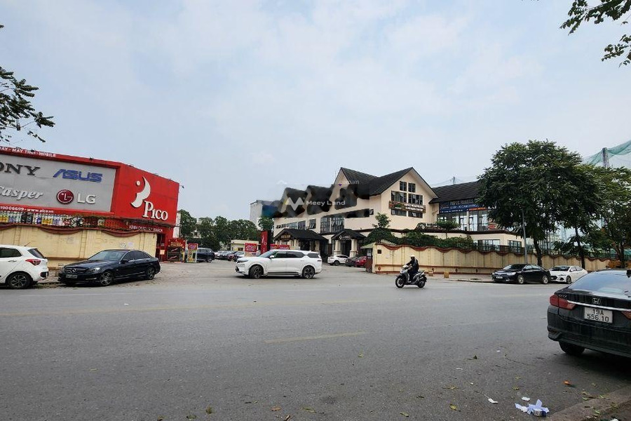 Bán nhà diện tích khoảng 260m2 vị trí đặt ở Khương Trung, Thanh Xuân bán ngay với giá khởi đầu chỉ 46 tỷ nhà tổng quan bao gồm 5 PN, 4 WC-01
