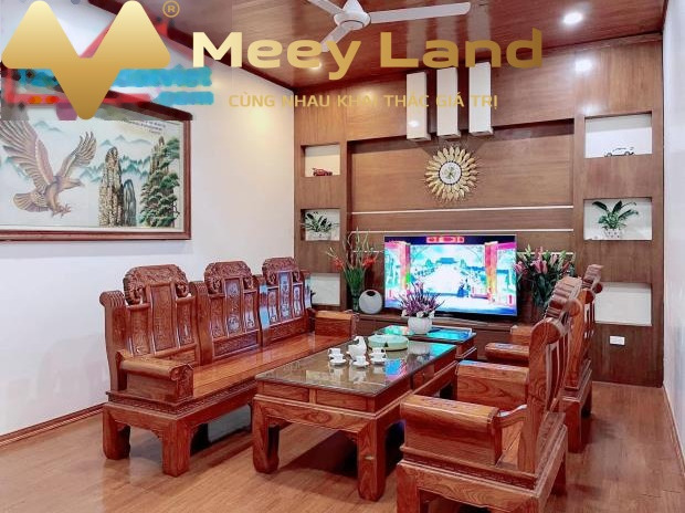 Diện tích khoảng 35 m2 bán nhà tọa lạc ngay ở Huyện Thanh Trì, Hà Nội nhà bao gồm có 3 PN với bề ngang lộ 3 mét liên hệ chính chủ
