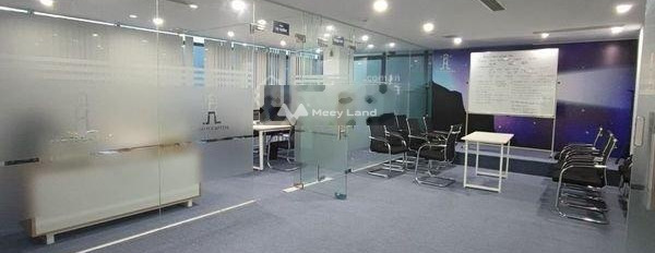 Vị trí đặt ở Dịch Vọng, Cầu Giấy cho thuê sàn văn phòng thuê ngay với giá cực kì tốt 10.5 triệu/tháng có một diện tích là 80m2-02