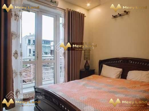 Căn nhà có tổng cộng 4 phòng ngủ bán nhà giá bán siêu tốt chỉ 8.5 tỷ có diện tích 52m2 mặt tiền nằm ngay ở Phường Trần Hưng Đạo, Hà Nội-01