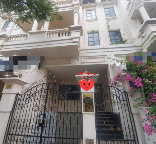 Tổng quan ở trong nhà có 5 PN, bán nhà ở diện tích 100m2 bán ngay với giá đề cử chỉ 11.5 tỷ vị trí đẹp tọa lạc ngay Gò Vấp, Hồ Chí Minh ngõ trước nhà ...