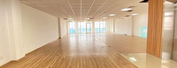 Có diện tích 400m2 bán nhà nằm ngay bên trong Phường 15, Quận 10 khách có thiện chí liên hệ ngay-02