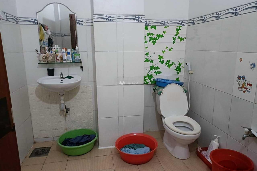 Bán nhà diện tích khoảng 84m2 vị trí đẹp gần Khiếu Năng Tĩnh, Hồ Chí Minh bán ngay với giá cực sốc từ 12.5 tỷ nhà có tổng 4 PN, 4 WC-01