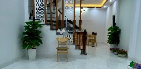 Cho thuê nhà có diện tích chuẩn 60m2 vị trí đặt tại Linh Lang, Hà Nội thuê ngay với giá giao động từ 25 triệu/tháng-02