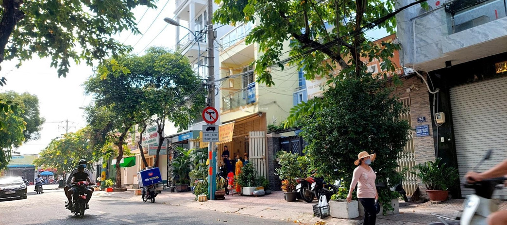Bán nhà vị trí nằm ngay ở Phước Bình, Quận 9 giá bán cực rẻ 6.5 tỷ có diện tích chung 86m2 tổng quan có 2 phòng ngủ