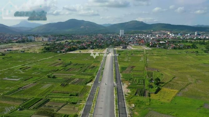 Yên Thanh, Quảng Ninh bán đất giá hấp dẫn chỉ 3.8 tỷ, hướng Đông diện tích dài 75m2-01