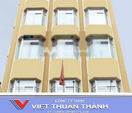 Về quê làm ăn lại, cho thuê sàn văn phòng vị trí thuận lợi tọa lạc ngay ở Nguyễn Huệ, Bến Nghé có diện tích chung 100m2-02