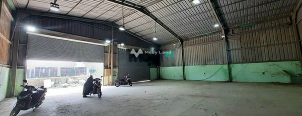 Rất gấp cho thuê kho bãi diện tích tổng là 300m2 vị trí thuận lợi ngay Bùi Công Trừng, Thạnh Xuân giá thuê cực mềm từ 18 triệu/tháng tin chính chủ-03