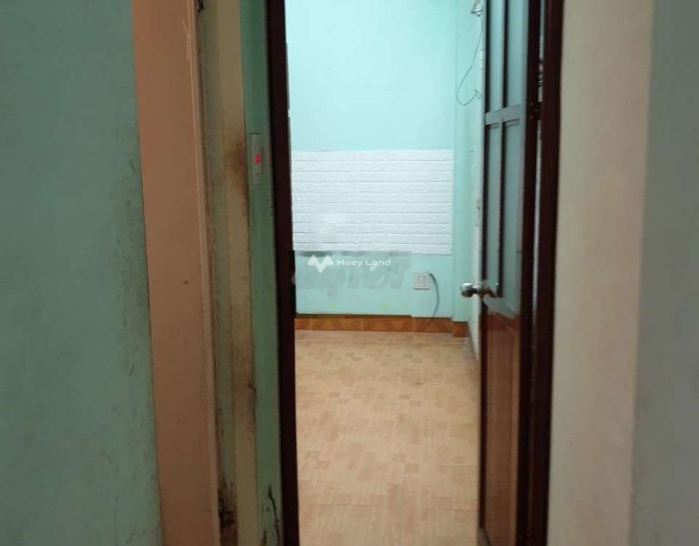Căn này gồm 3 phòng ngủ, cho thuê nhà, giá thuê ngạc nhiên chỉ 4.2 triệu/tháng có diện tích tiêu chuẩn 35m2 vị trí đặt gần Tam Hiệp, Hà Nội-01