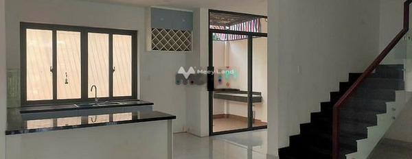 Nhà gồm 6 PN cho thuê nhà ở diện tích chung quy 320m2 thuê ngay với giá cực mềm chỉ 15 triệu/tháng vị trí đẹp Quận 2, Hồ Chí Minh-02