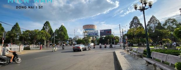 Giá bán mua liền từ 126 tỷ bán đất diện tích chung quy 560m2 mặt tiền tọa lạc ngay ở Biên Hòa, Đồng Nai-03