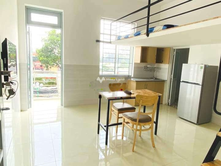 Trong căn hộ 1 phòng ngủ, cho thuê căn hộ vị trí đặt ngay trung tâm Phạm Văn Bạch, Hồ Chí Minh, 1 WC giá hợp lý-01