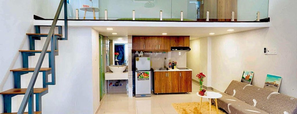 Tại Phường 8, Phú Nhuận, cho thuê chung cư thuê ngay với giá siêu mềm chỉ 5.5 triệu/tháng, trong căn hộ có 1 phòng ngủ, 1 WC giao thông đông đúc-02