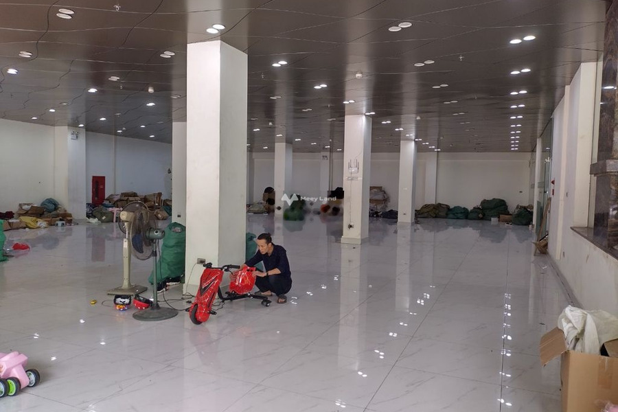 Cho thuê nhà diện tích 9000m2 vị trí thuận lợi Phúc Đồng, Hà Nội-01