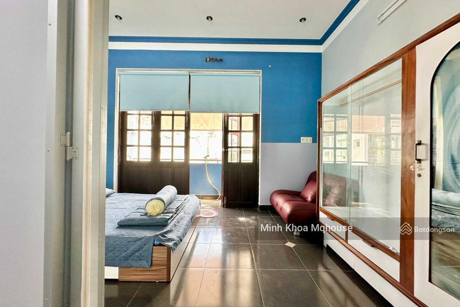 Cho thuê phòng trọ vị trí đặt ở trung tâm Dân Trí, Hồ Chí Minh, nhà tổng quan bao gồm 1 phòng ngủ, 1 WC khu vực tiềm năng-01