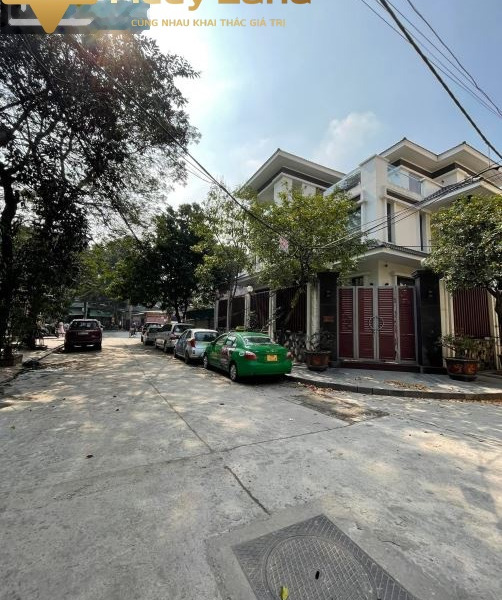 Nhà 10 PN bán nhà ở có diện tích chung 101m2 giá thực tế chỉ 22.5 tỷ vị trí đẹp tọa lạc trên Xuân La, Hà Nội, mặt lộ ngang 0 mét-01