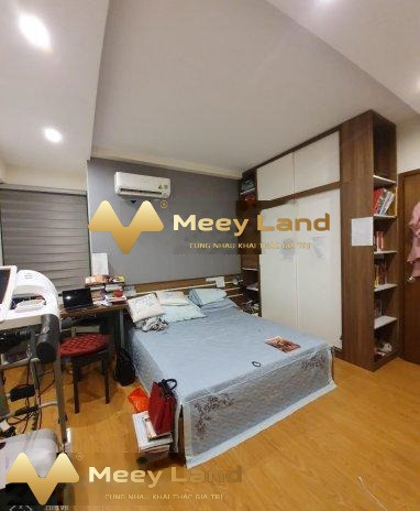 Cho thuê căn hộ với tổng dt 92m2 mặt tiền nằm ngay tại Đường Lĩnh Nam, Quận Hoàng Mai thuê ngay với giá ngạc nhiên chỉ 7.5 triệu/tháng