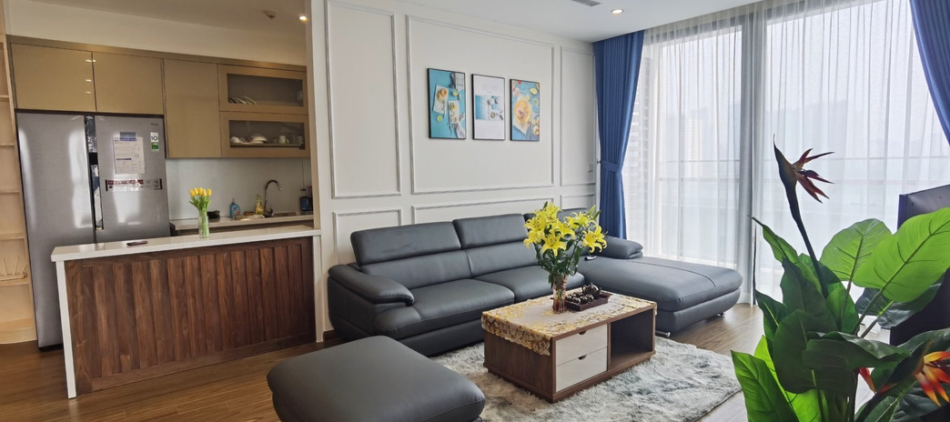 Cho thuê căn hộ tại Hoàng Cầu Skyline, Hà Nội. Diện tích 135m2, giá 23 triệu/tháng