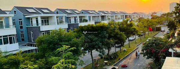 4 phòng ngủ, bán biệt thự, bán ngay với giá rẻ chỉ 28 tỷ có diện tích gồm 138m2 vị trí mặt tiền tọa lạc tại Bùi Văn Ba, Hồ Chí Minh-02