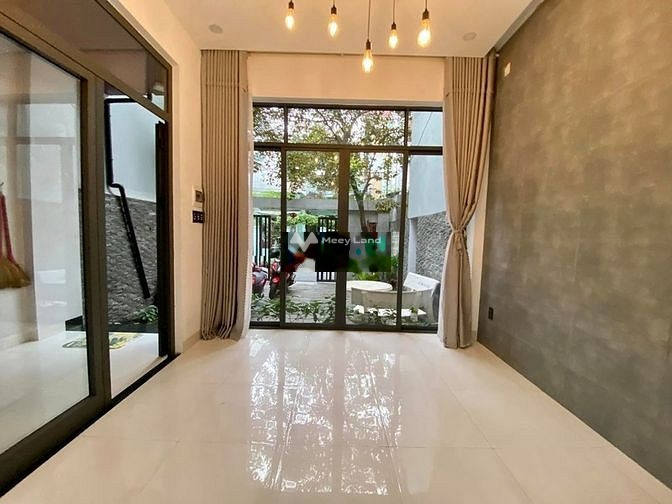 Vị trí thuận lợi ngay ở Sơn Trà, Đà Nẵng cho thuê nhà thuê ngay với giá rẻ bất ngờ 14 triệu/tháng, căn nhà có tổng cộng 2 PN, 3 WC-01