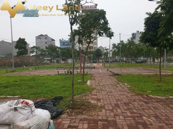 Nằm ở Bắc Ninh, Bắc Ninh bán đất giá bán sang tên chỉ 9.2 tỷ dt khoảng 255 m2, lộ lưu thông ngang 16 m-01