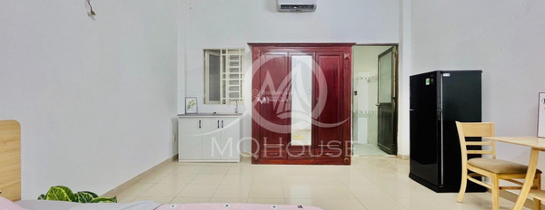 Diện tích mặt tiền 32m2 cho thuê phòng trọ vị trí mặt tiền tọa lạc trên Phường 12, Hồ Chí Minh, trong nhà gồm có 1 phòng ngủ, 1 WC gặp để trao đổi-02