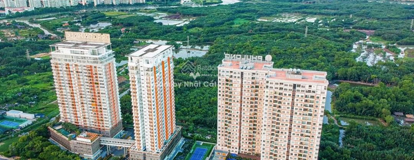 Giấy tờ đầy đủ, bán căn hộ bán ngay với giá tốt nhất 3.7 tỷ vị trí đẹp tọa lạc ở Nguyễn Hữu Thọ, Hồ Chí Minh với tổng diện tích 115m2-02