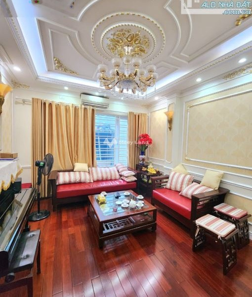 Bán nhà mặt tiền tọa lạc tại Hà Đông, Hà Nội bán ngay với giá ngạc nhiên chỉ 6.4 tỷ có diện tích chính 55m2 tổng quan bên trong nhà có 4 PN-01