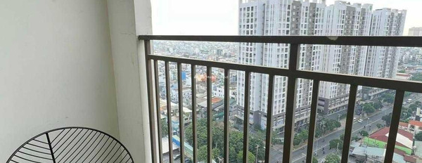 Bán chung cư có diện tích chung là 68m2 ngay trên Hòa Bình, Tân Phú, căn hộ này gồm có 2 PN, 2 WC nội thất đầy đủ-02