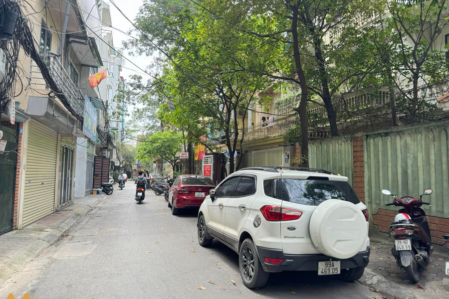 Hiếm đường ô tô tránh Nguyễn Chí Thanh, Đống Đa, vỉa hè 1m, gần phố, 56m2 x 5 tầng, chỉ 10,5 tỷ-01