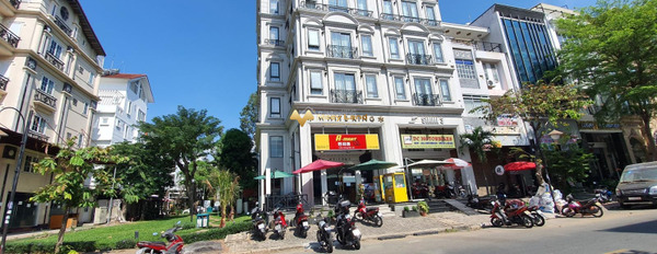 Nằm tại Phường Tân Phong, Hồ Chí Minh, cho thuê nhà, thuê ngay với giá cạnh tranh 80 triệu/tháng có dt rộng 148m2, nhà có tất cả 23 PN tiện ích bao ph...-02