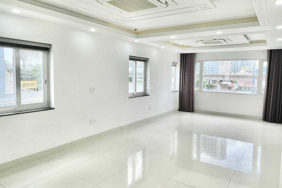 Cho thuê nhà, thuê ngay với giá tốt từ 57 triệu/tháng với diện tích thực 156m2 vị trí đặt tại Đồng Nai, Phường 15-01