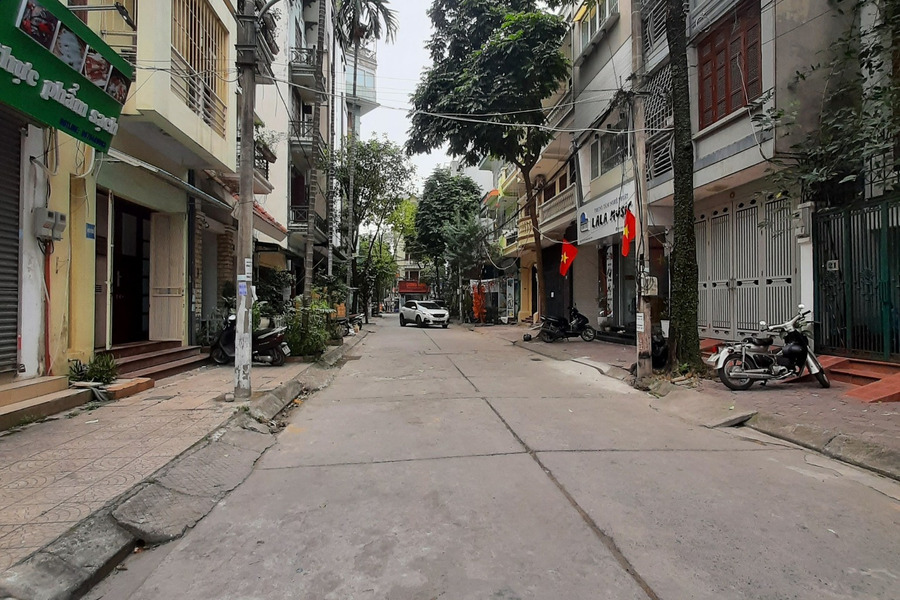 70m2 5 tầng phố Hoàng Quốc Việt vỉa hè đá bóng ô tô tránh kinh doanh bất chấp - chủ cần bán nhanh-01