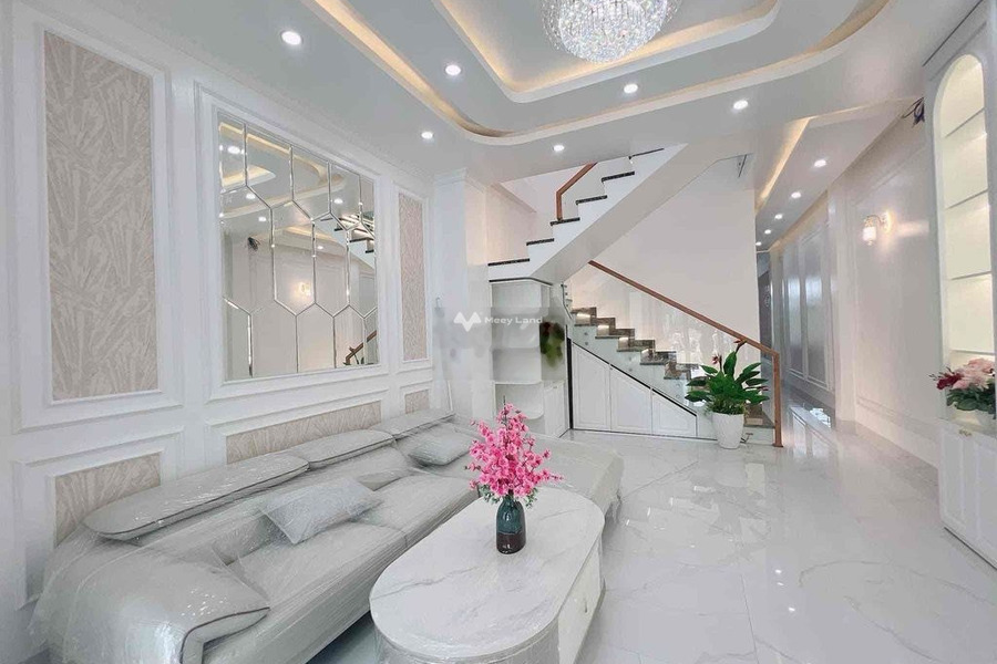 Nhà có 3 phòng ngủ bán nhà bán ngay với giá cực êm chỉ 3.35 tỷ diện tích 90m2 vị trí mặt tiền tại Rạch Giá, Kiên Giang-01