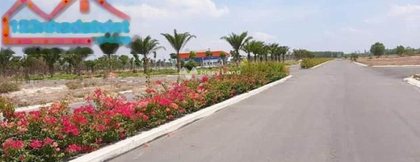 Vị trí đặt ở tại Phú Hội, Đồng Nai bán đất giá bán khởi điểm 1.5 tỷ diện tích quy ước 100m2, đường mặt tiền ngang 32 m-02