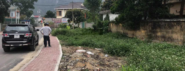 Chính chủ cần bán mảnh đất mặt đường trung tâm thị trấn Chi Nê, sát cổng bệnh viện Đa Khoa Lạc Thủy -02