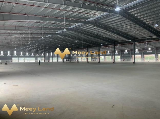 Cần gấp kinh doanh cho thuê kho bãi diện tích là 2000 m2 vị trí mặt tiền nằm tại Lê Trọng Tấn, Hà Nội thuê ngay với giá rẻ chỉ 140 triệu/tháng
