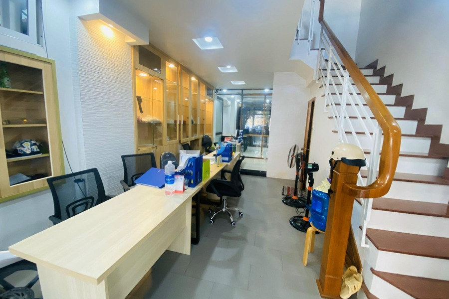 Giá thuê hữu nghị chỉ 5 triệu/tháng cho thuê sàn văn phòng Nằm ngay trên Định Cư, Tân Lập có diện tích chung 60m2-01